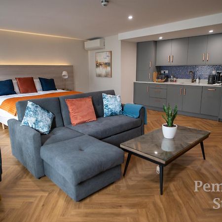 Kilkenny Suites Екстериор снимка